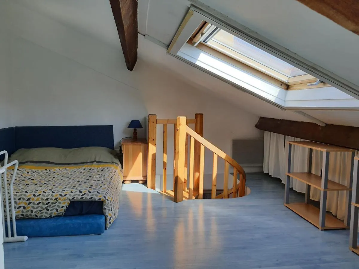 Beau Duplex Lumineux Avec Apercu Mer Antibes Apartment